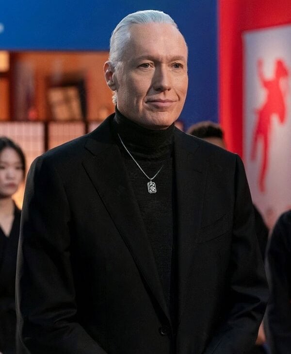 Cobra Kai S05 Terry Silver Black Blazer