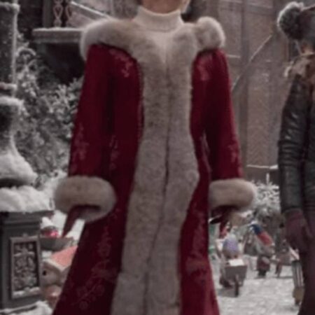 Goldie Hawn The Christmas Chronicles Red Coat 3