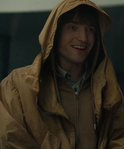 Mickey Barnes Mickey 17 Movie Robert Pattinson Brown Hooded Jacket