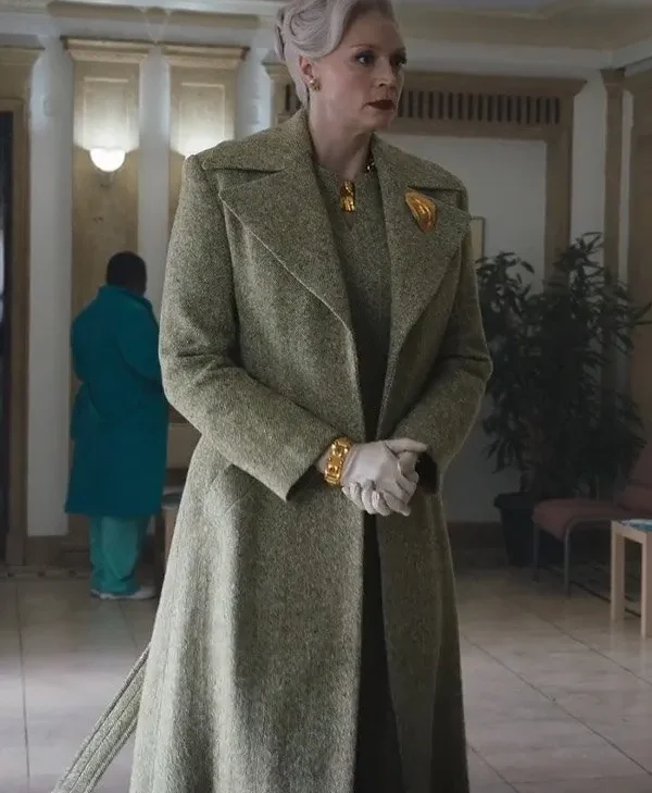 Principal Larissa Weems Wednedsay 2022 Gwendoline Christie Green Coat