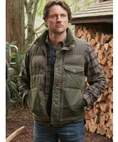 Virgin River Martin Henderson Green Vest front