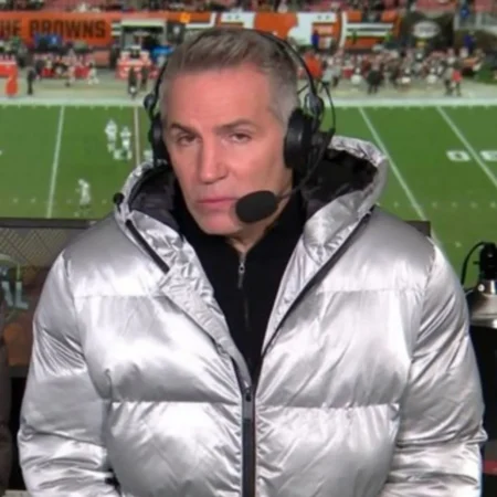 Kurt Warner Puffer Silver Hooded Jackets