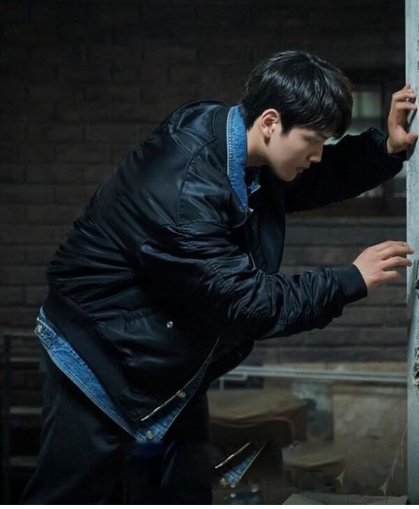 Link Eat Love Kill 2022 Yeo Jin gu Black Jacket