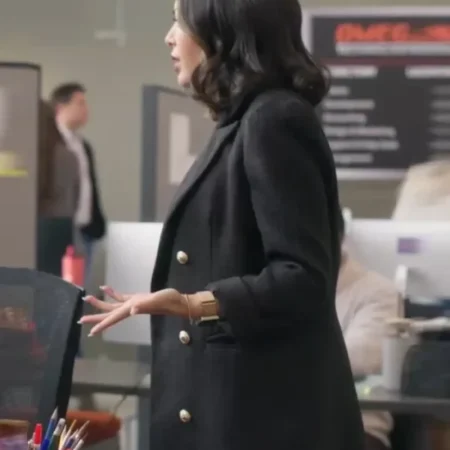 Return to Office Janel Parrish Black Blazer Side 1