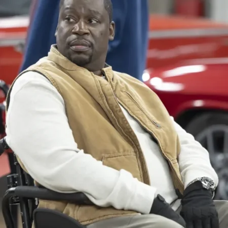 Shifting Gears S01 Daryl Mitchell Brown Cotton Vest For Sale