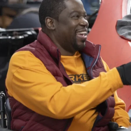 Shifting Gears S01 Daryl Mitchell Maroon Puffer Vest For Sale