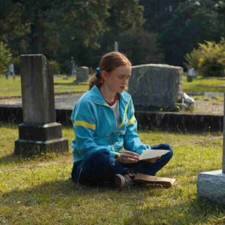 Stranger Things S04 Max Mayfield Blue Jacket 1