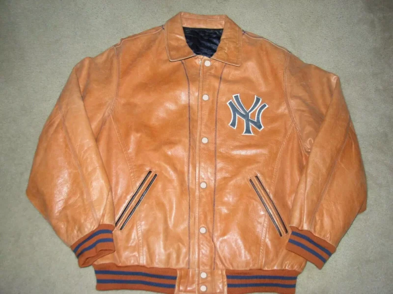 Vintage 1990s Mirage New York Yankees Leather Jacket
