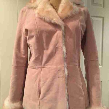 Women Pelle Pink Fuzzy Coat