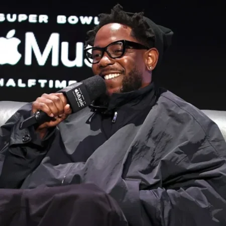 Apple Music Super Bowl LIX Halftime Show Kendrick Lamar Black Jacket 659 215 800Apple Music Super Bowl LIX Halftime Show Kendrick Lamar Black Jacket 659 215 800