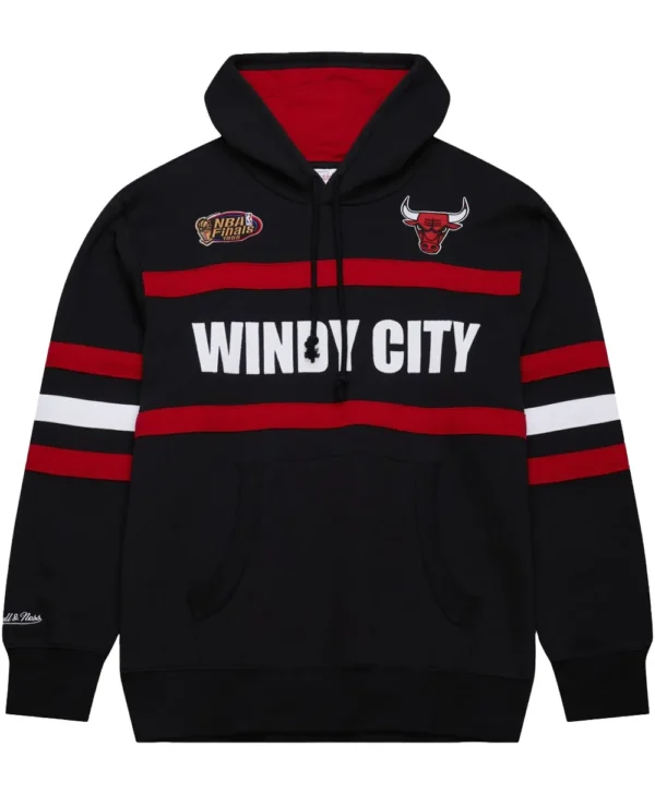 Mitchell Ness NBA Head Coach Vintage Logo Bulls Black Hoodie