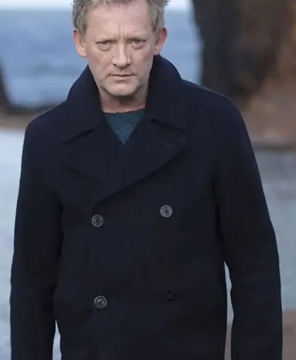 DI Jimmy Perez Shetland Black Peacoat webp