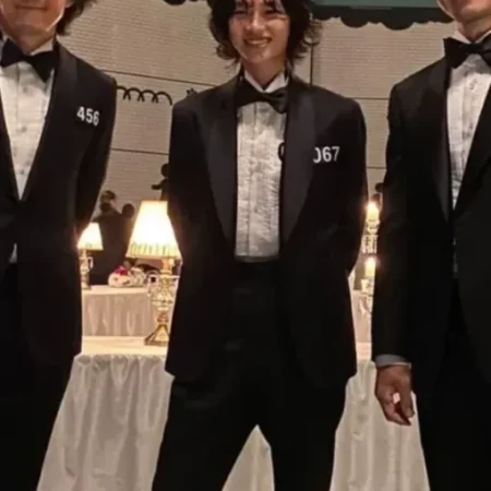 Sae Byeok Black Suit