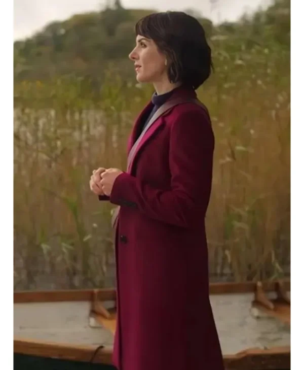 shenae grimes beech love of the irish coat