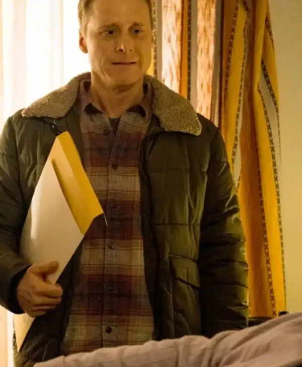 Alan Tudyk Resident Alien Harry Vanderspeigle Green Sherpa Quilted Jacket webp