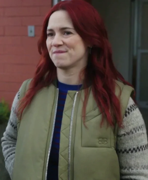 Alice Wetterlund Resident Alien S04 Green Vest webp