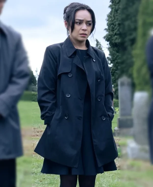 Final Destination Bloodlines Stefani Reyes Black Coat webp