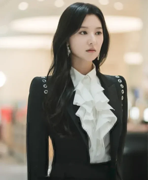 Hong Hae in TV Series Queen Of Tears 2024 Kim Ji won Black Blazer