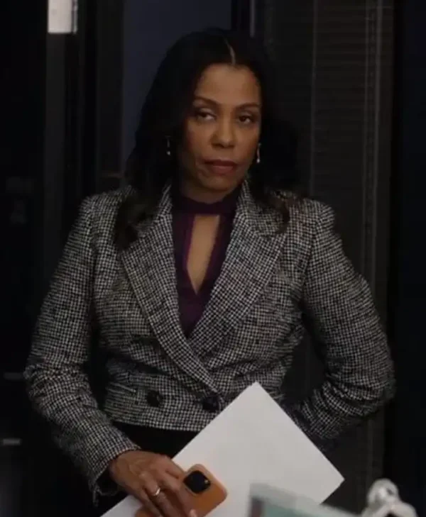 Karen Pittman The Morning Show S03 Cropped Blazer