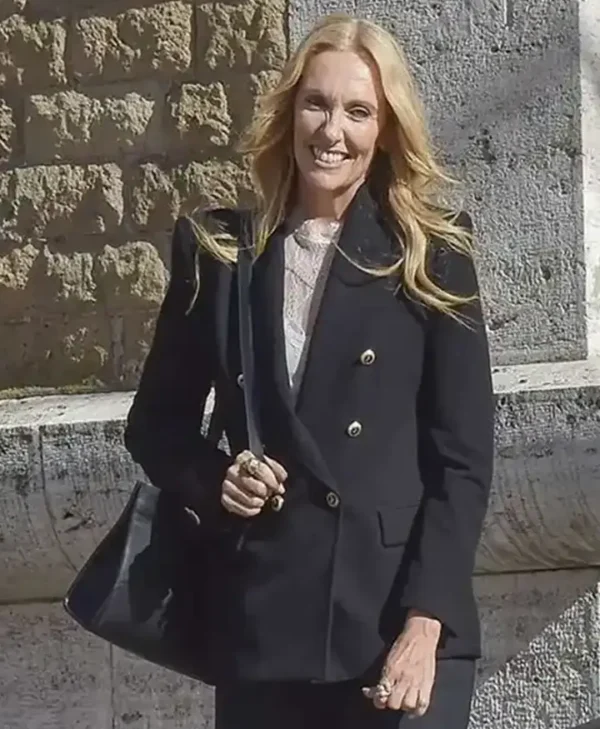 Kristin Mafia Mamma 2023 Black Coat