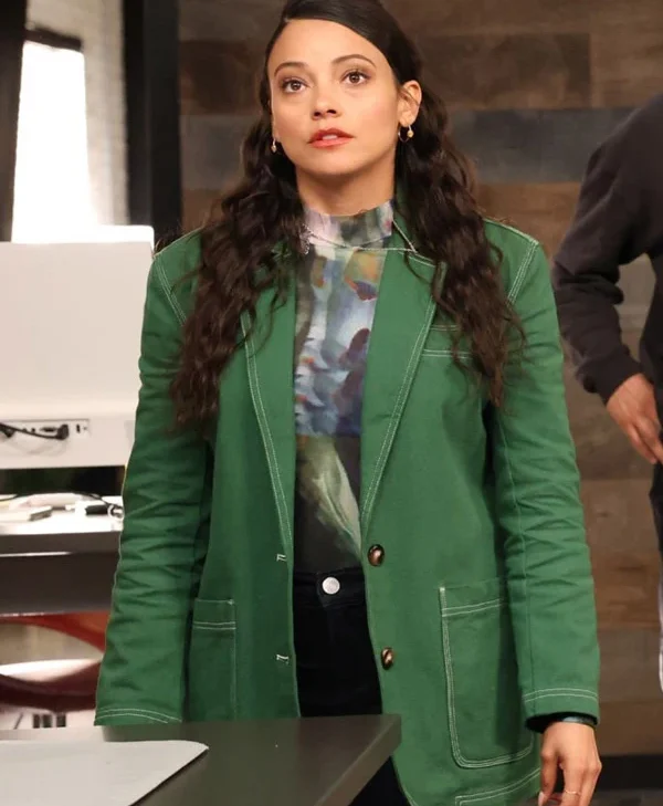 Lacey Quinn Found S02 Green Blazer