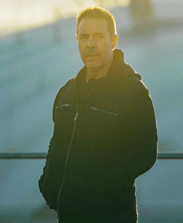 MobLand S01 Kevin Harrigan Black Hooded Jacket webp