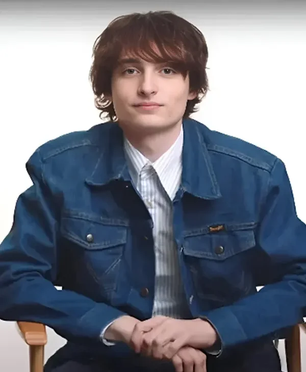 Stranger Things S04 Mike Wheeler Blue Jacket webp