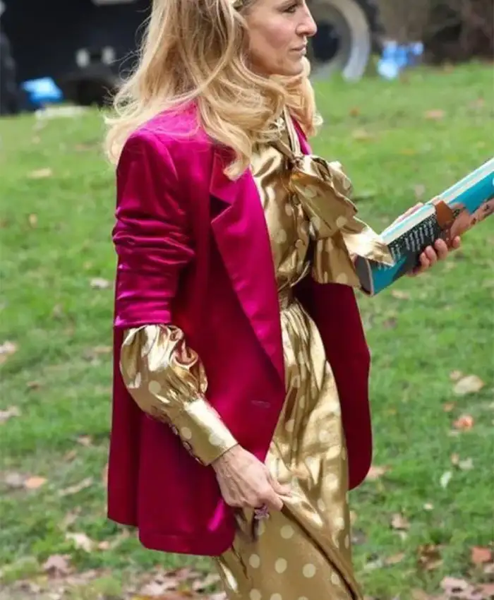 And Just Like That S02 Carrie Bradshaw Pink Silk Blazer right webp