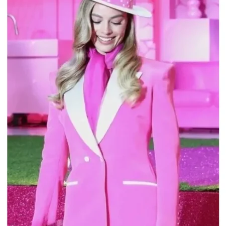 Barbie 2023 Margot Robbie Pink Blazer webp