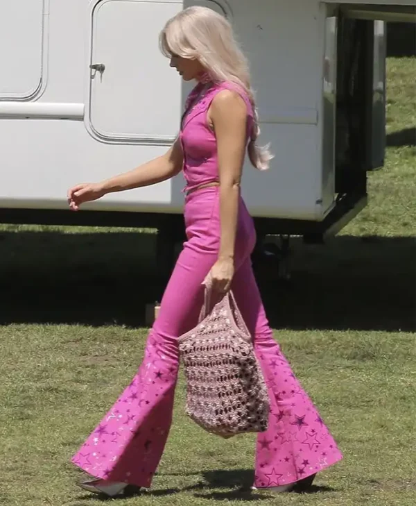 Barbie 2023 Margot Robbie Pink Suit leftt webp