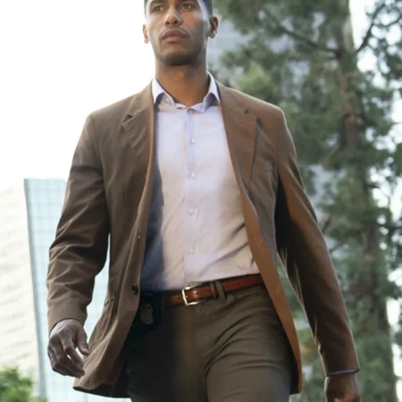 Countdown S01 Elliot Knight Brown Blazer