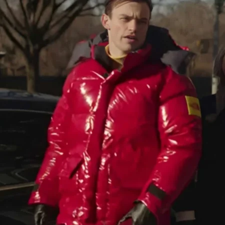 Gossip Girl S02 Thomas Doherty Red Jacket left webp