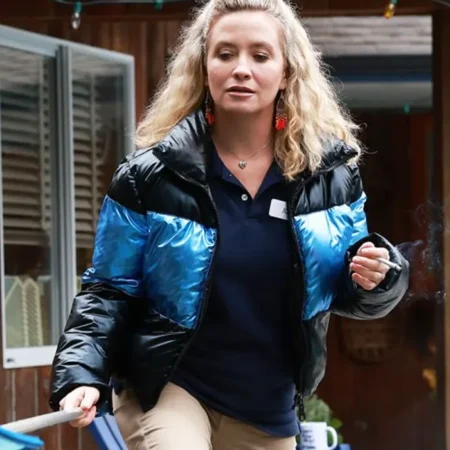 Resident Alien S04 Jenna Lamia Puffer Jacket webp
