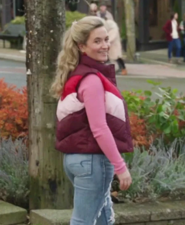 Resident Alien S04 Jenna Lamia Puffer Vest webp