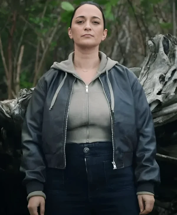 Resident Alien S04 Sara Tomko Cropped Leather Jacket webp
