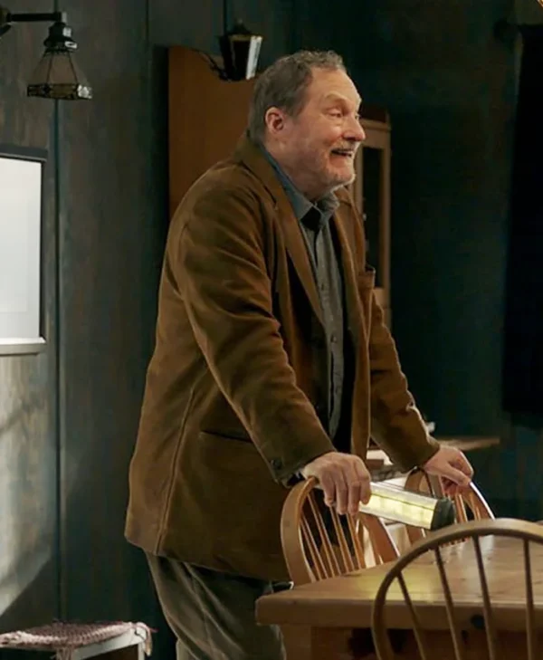 Resident Alien S04 Stephen Root Brown Coat Side webp