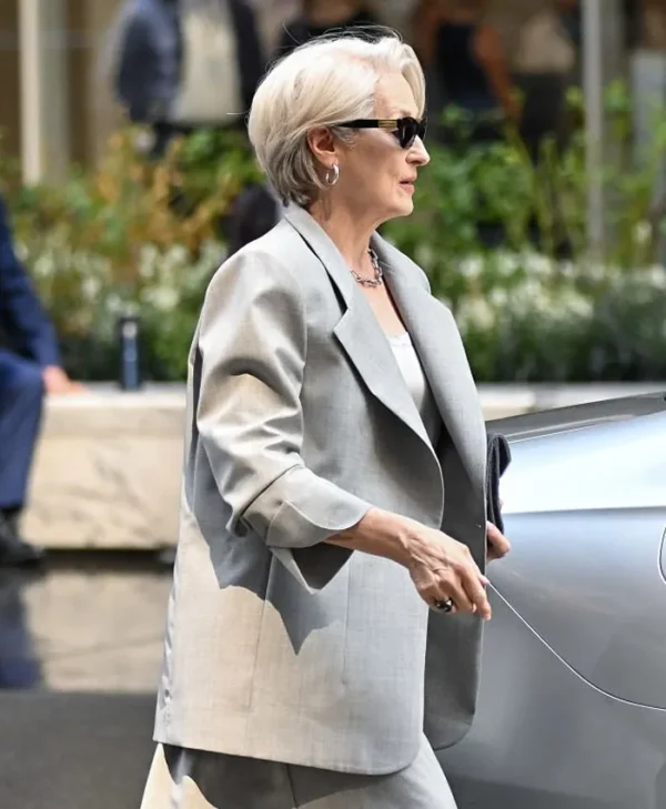 The Devil Wears Prada 2 Meryl Streep Grey Blazer Side