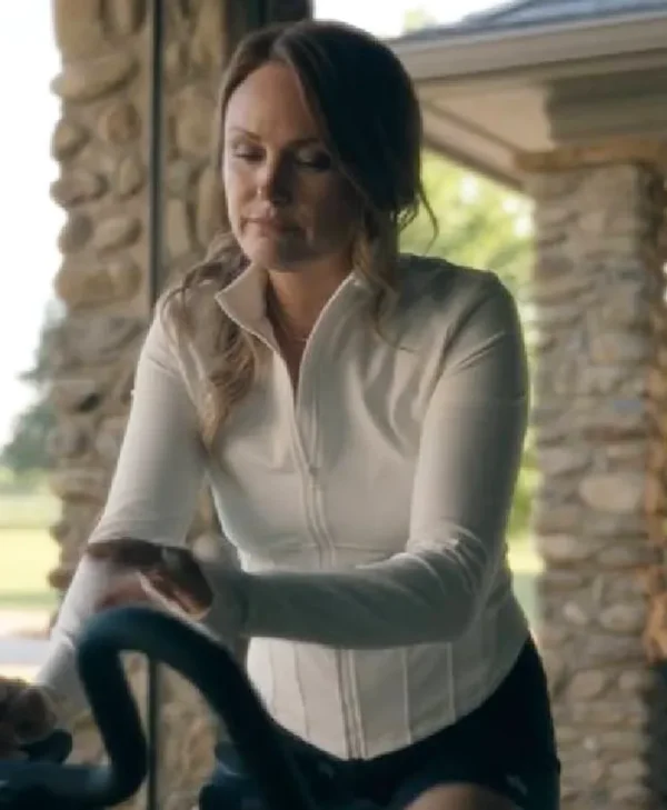 The Hunting Wives S01 Malin Akerman White Jacket
