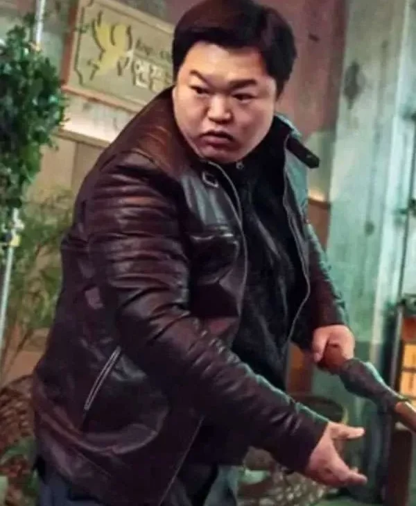 Twelve 2025 Go Gyu pil Black Leather Jacket