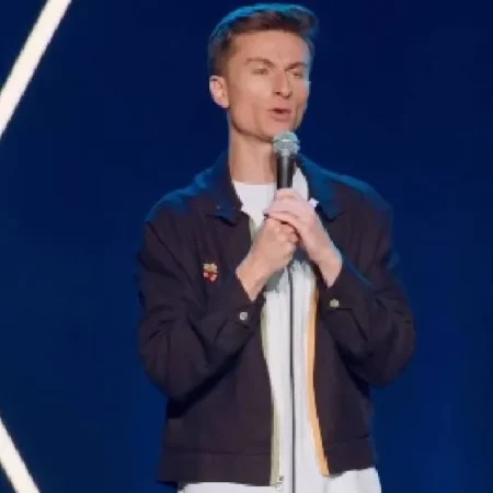 American-Comedian-Pterodactyl-Trevor-Wallace-Black-Jacket