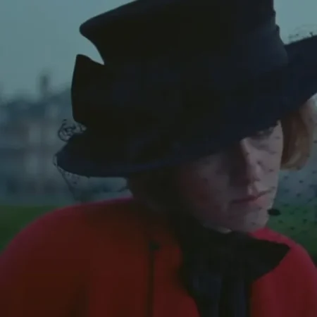 Kristen-Stewart-Spencer-Red-Coat