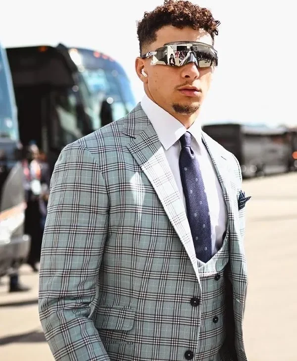 Patrick-Mahomes-Gray-Check-Suit