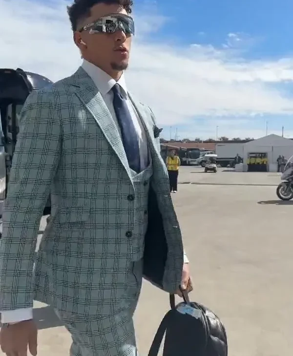 Patrick-MahomesGray-Check-Suit