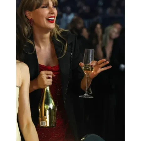 Taylor-Swift-Grammy-Awards-2025-Black-Blazer-sale-600x766