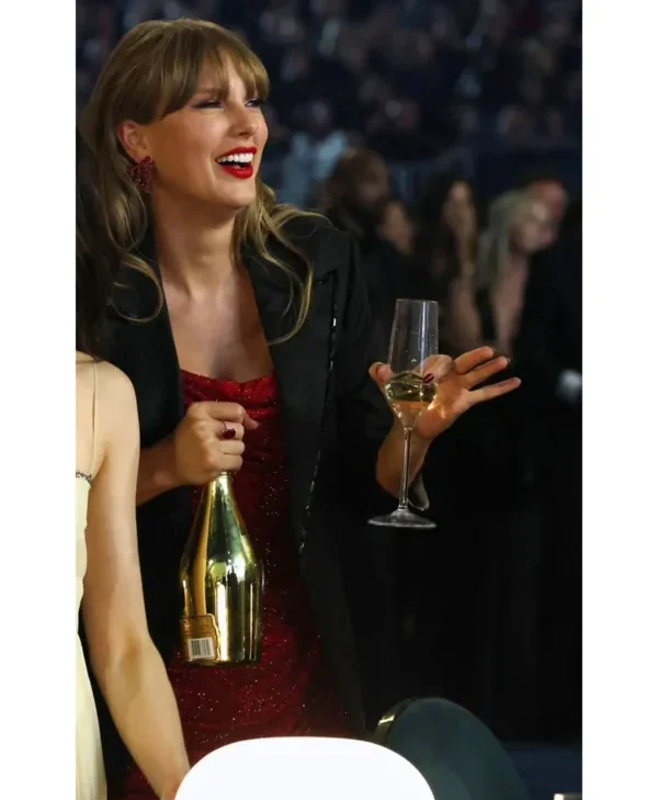 Taylor-Swift-Grammy-Awards-2025-Black-Blazer-sale-600x766