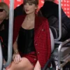 Taylor-Swifts-singer-hits-Chiefs-game-in-miniskirt-Front-600x789