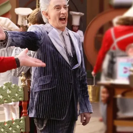 The-Santa-Clause-3-The-Escape-Clause-Martin-Short-Costume-Front-600x729