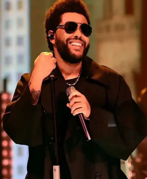 The-Weeknd-REFORM-Alliance-Casino-Night-Event-Black-Coat