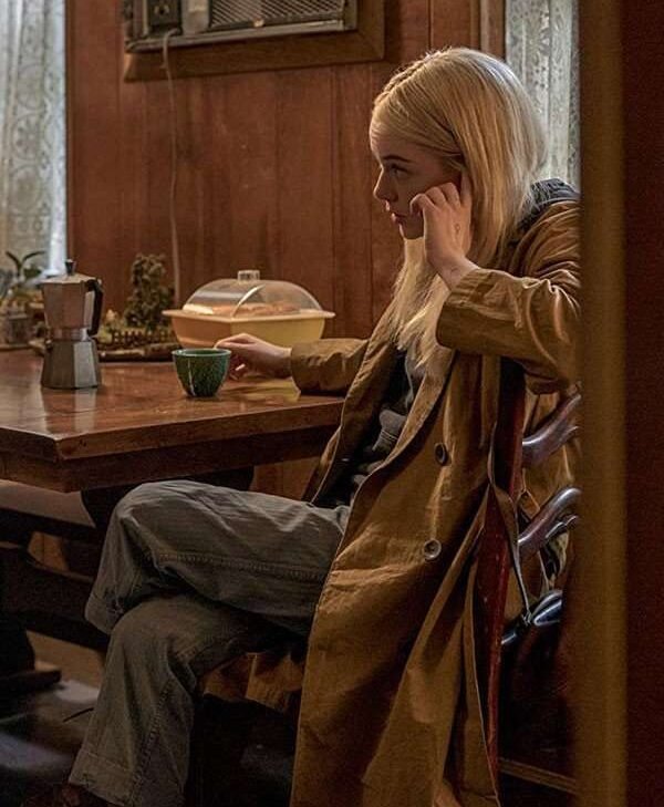 Emma-Stone-Maniac-Annie-Landsberg-Trench-Coat-600x800