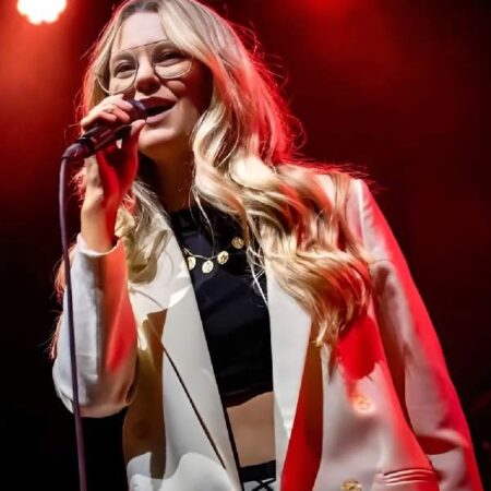 Milan-Concert-2025-Lusaint-Coat